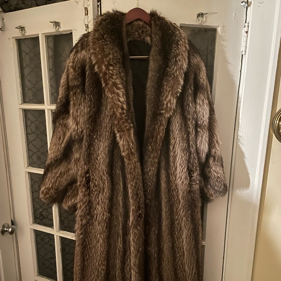 HRO Men’s Genuine Beaver fur coat - Picture 1 of 3